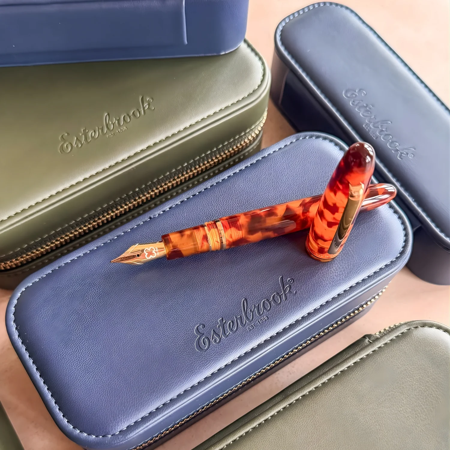 Amber Tortoise Estie - Image 8